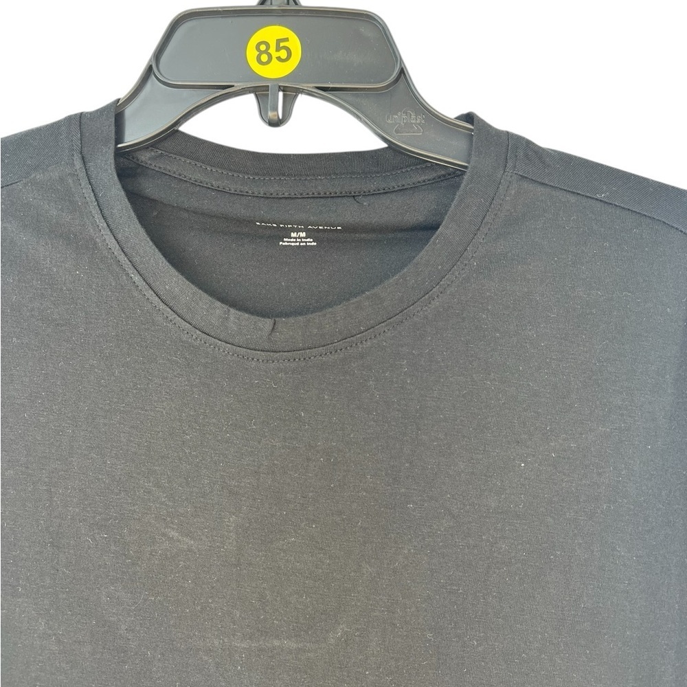 NWT Saks Fifth Avenue Round Neck Classic Men's Black T-Shirt M - Picture 3 of 5